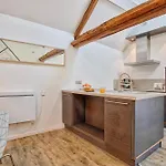 T2 Authentique, Jardin Et Bbq - 5min Bayeux - Parking Daire *