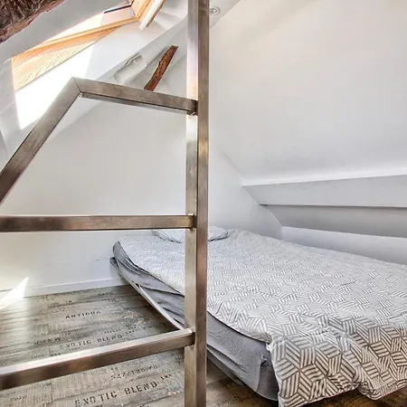 Daire T2 Authentique, Jardin Et Bbq - 5min Bayeux - Parking *
