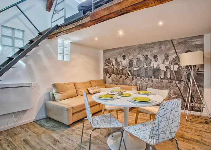 T2 Authentique, Jardin Et Bbq - 5min Bayeux - Parking *