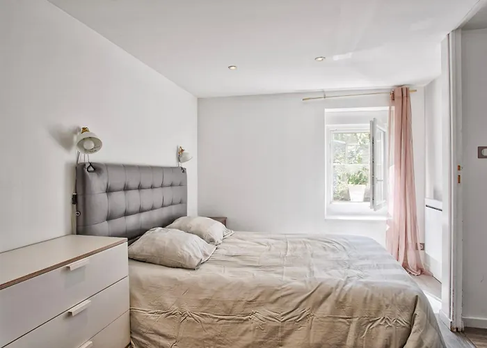 T2 Authentique, Jardin Et Bbq - 5min Bayeux - Parking * Sommervieu